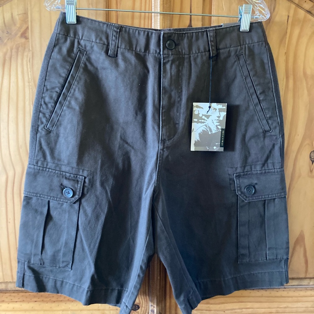 Men’s Structure dark brown flat front cargo shorts size 30 - NWT